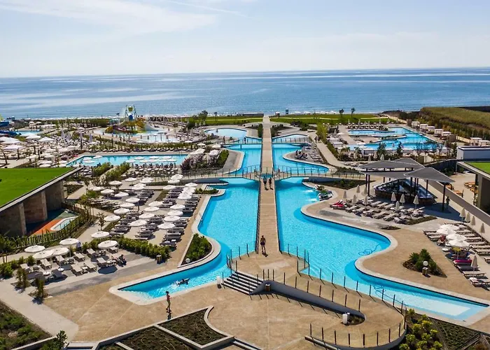 Wave Resort